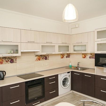 Kyiv Apartment On Chornovola 27 Екстер'єр фото