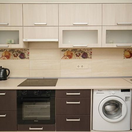 Kyiv Apartment On Chornovola 27 Екстер'єр фото