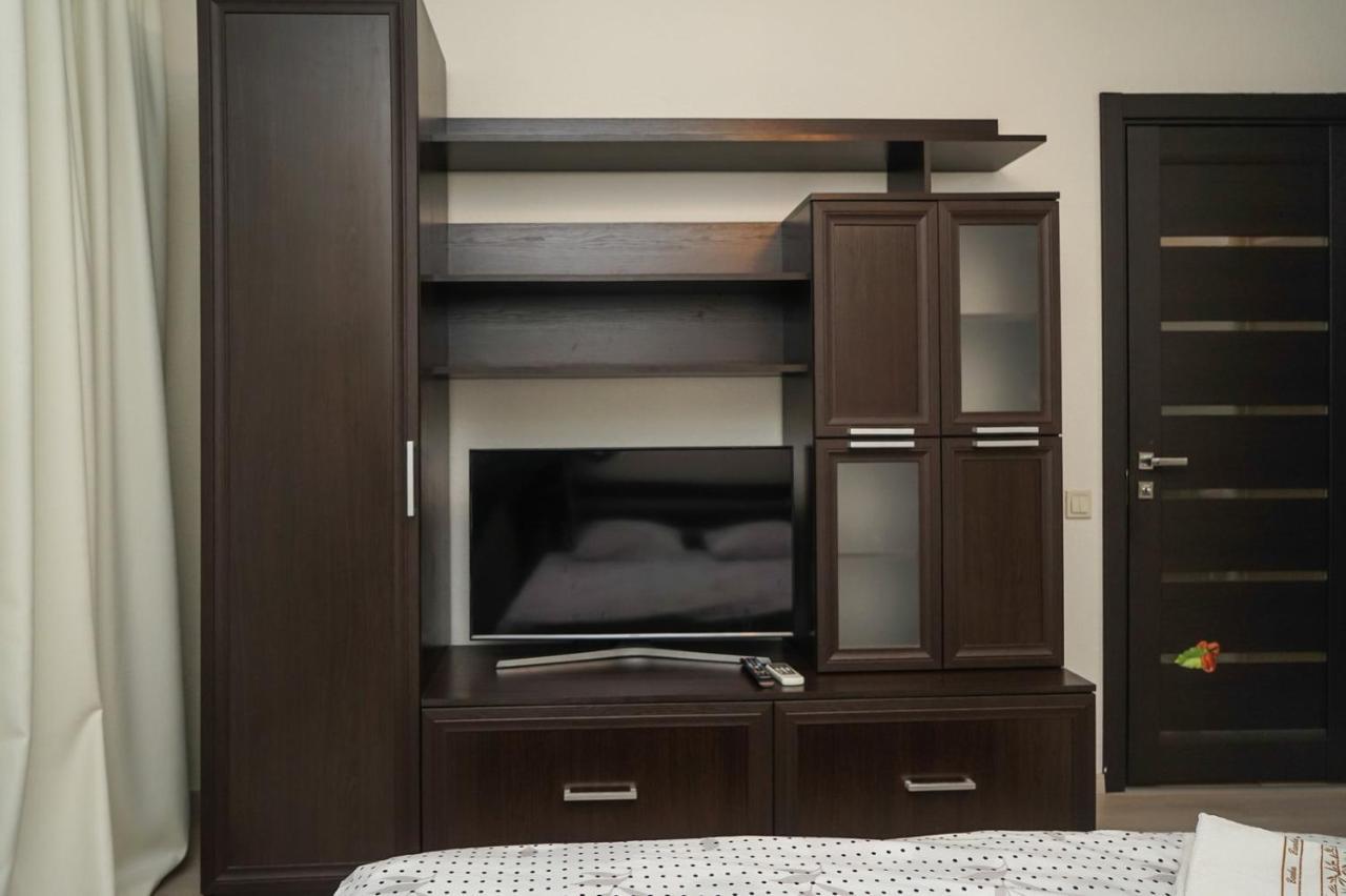 Kyiv Apartment On Chornovola 27 Екстер'єр фото