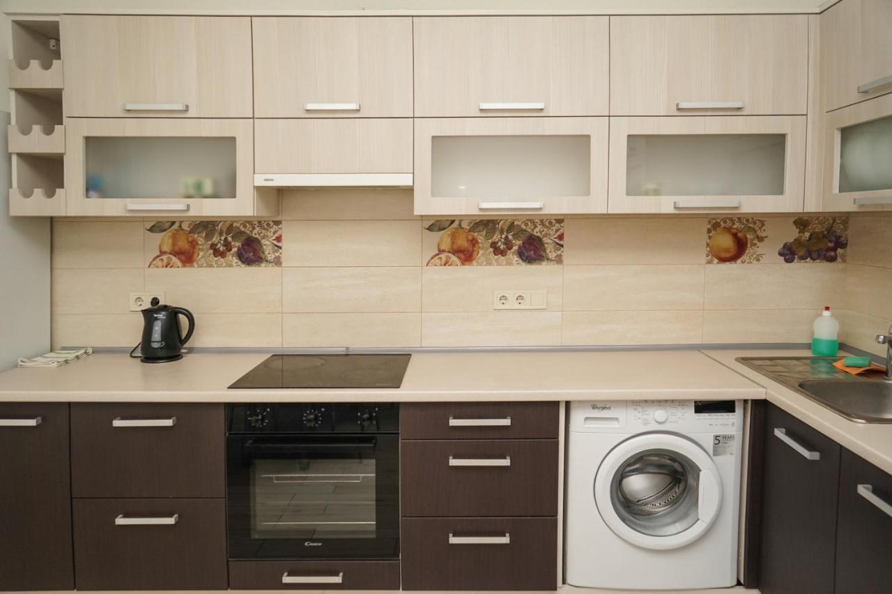 Kyiv Apartment On Chornovola 27 Екстер'єр фото